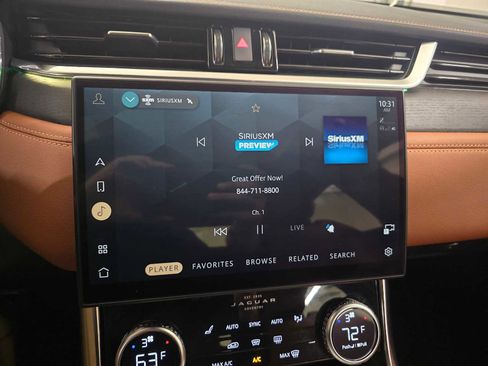 Used 2023 Jaguar XF R-Dynamic SE image 30