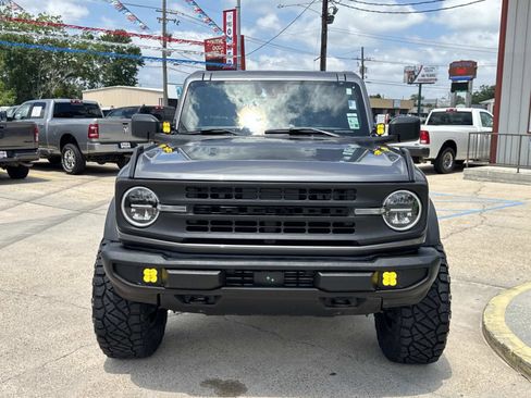 Used 2023 Ford Bronco 2-Door AWD/4WD image 2