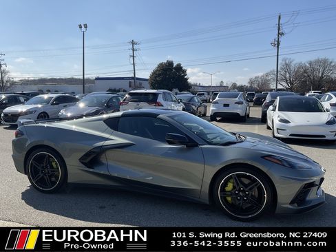 Used 2023 Chevrolet Corvette Stingray Coupe w/ Z51 Performance Package image 26