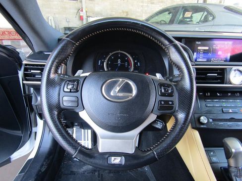 Used 2016 Lexus RC 200t RWD image 14