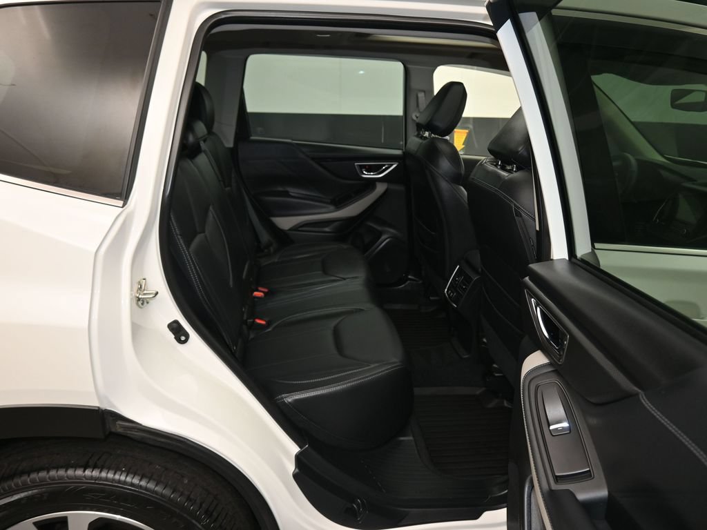 Used 2022 Subaru Forester Limited AWD/4WD image 37