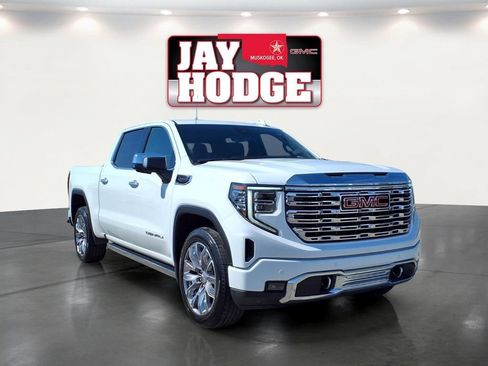 Used 2023 GMC Sierra 1500 Denali w/ Denali Reserve Package AWD/4WD image 3