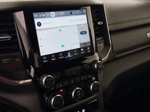 Used 2024 RAM 1500 Laramie image 17