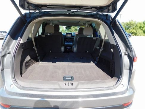 Used 2023 Lincoln Aviator Grand Touring w/ Elements Package Plus image 25