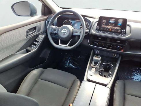 Used 2023 Nissan Rogue S FWD image 10