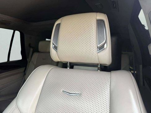 Used 2021 Cadillac Escalade Premium Luxury Platinum AWD/4WD image 24