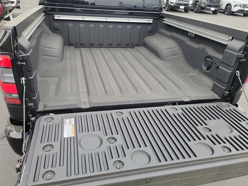 New 2025 Nissan Frontier PRO-4X w/ Pro Premium Package image 13