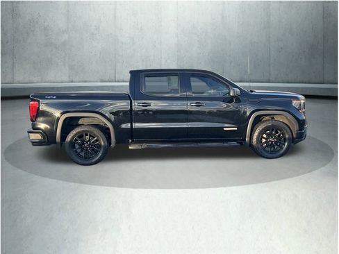 Used 2023 GMC Sierra 1500 Elevation image 13