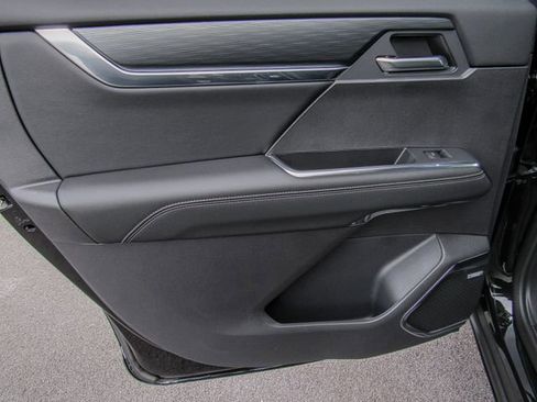 New 2025 GMC Acadia Elevation image 15