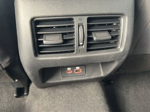 Used 2020 Nissan Altima 2.5 SV image 33