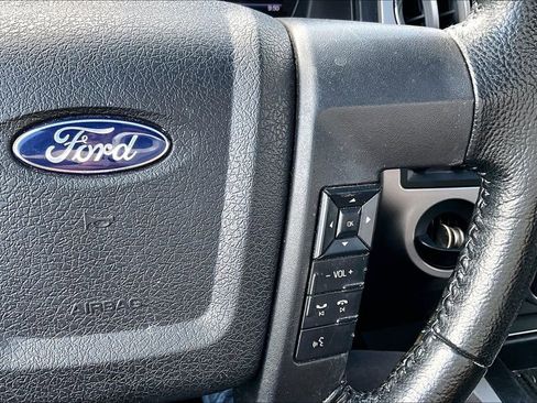 Used 2017 Ford Expedition XLT w/ Equipment Group 202A image 28