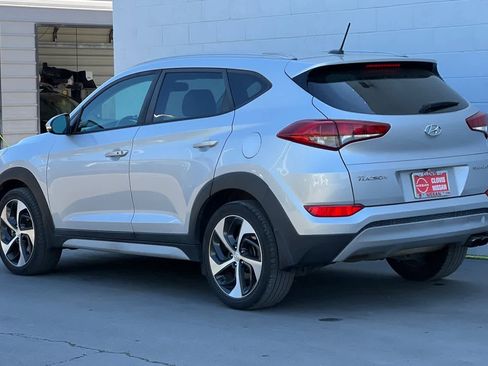Used 2017 Hyundai Tucson Sport image 7