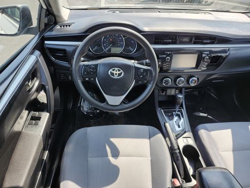Used 2016 Toyota Corolla L image 22