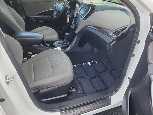 Used 2018 Hyundai Santa Fe Sport FWD image 12