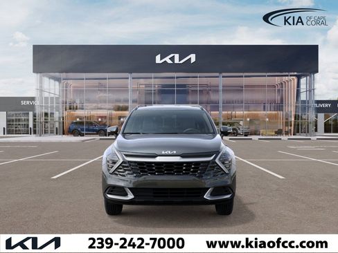 New 2025 Kia Sportage EX image 2