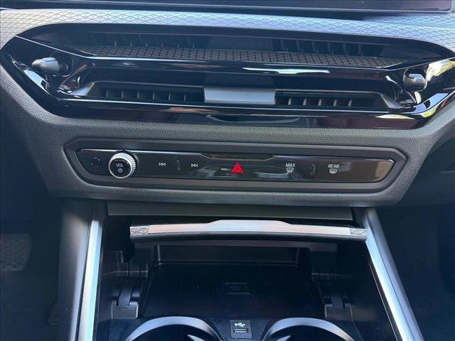Used 2026 BMW 330i Sedan w/ Convenience Package RWD image 15