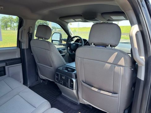 Used 2021 Ford F250 XLT w/ FX4 Off-Road Package AWD/4WD image 32
