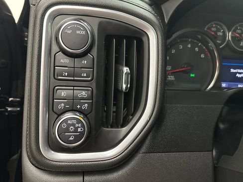 Used 2020 Chevrolet Silverado 1500 LT Trail Boss AWD/4WD image 26