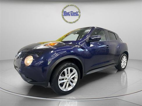 Used 2015 Nissan Juke SV AWD/4WD image 1