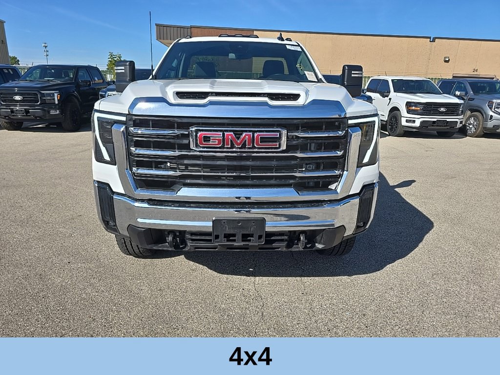 Used 2025 GMC Sierra 3500 SLE w/ SLE Convenience Package AWD/4WD image 2