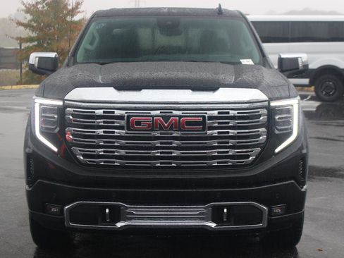 New 2026 GMC Sierra 1500 Denali w/ Denali Reserve Package image 2