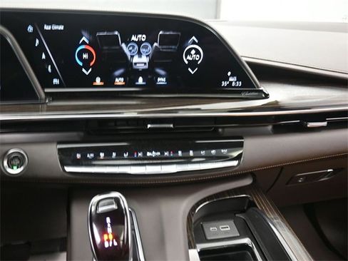 Used 2021 Cadillac Escalade Sport w/ Driver Assist Tech Package image 10