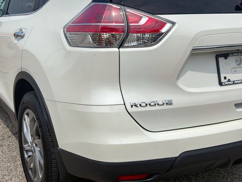 Used 2015 Nissan Rogue SL w/ SL Premium Package FWD image 9