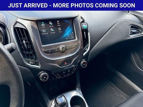 Used 2016 Chevrolet Cruze LT w/ Convenience Package image 13