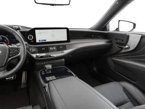Used 2024 Lexus LS 500 RWD image 41