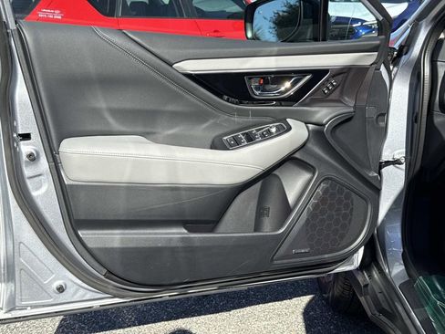 New 2025 Subaru Outback Limited image 18