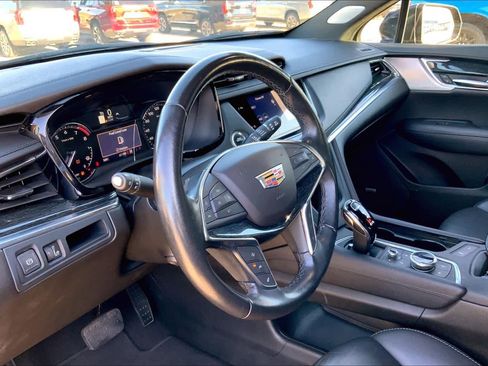 Used 2023 Cadillac XT5 Premium Luxury image 16