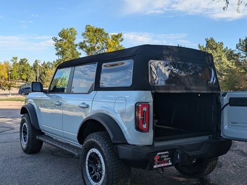 New 2024 Ford Bronco Outer Banks w/ Sasquatch Package image 9