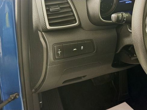 Used 2019 Hyundai Tucson SE image 12