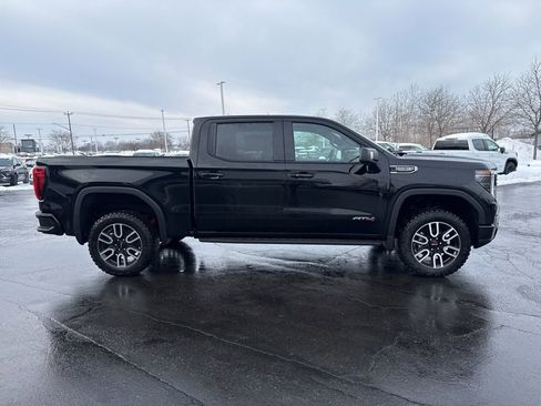 New 2026 GMC Sierra 1500 AT4 w/ AT4 Premium Package image 8