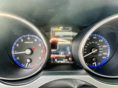 Used 2019 Subaru Outback 2.5i Limited w/ Popular Package #2 AWD/4WD image 17