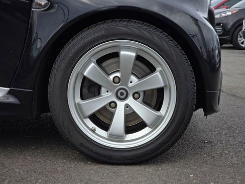 Used 2013 smart fortwo passion image 11