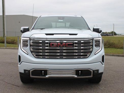 New 2026 GMC Sierra 1500 Denali image 3