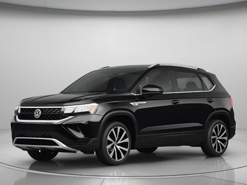 Used 2024 Volkswagen Taos SE w/ Panoramic Sunroof Package FWD image 1