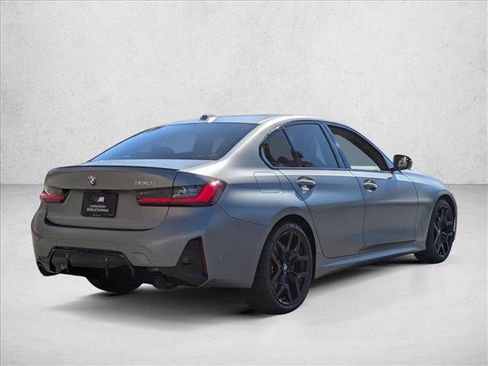 New 2026 BMW 330i Sedan w/ M Sport Package image 5