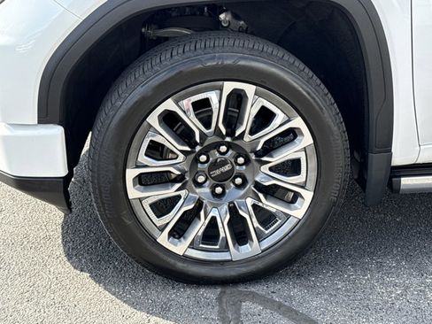 Used 2023 GMC Sierra 1500 Denali Ultimate image 18