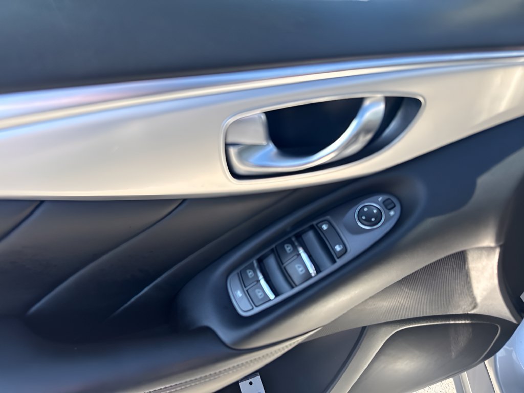 Used 2020 INFINITI Q50 Luxe RWD image 24
