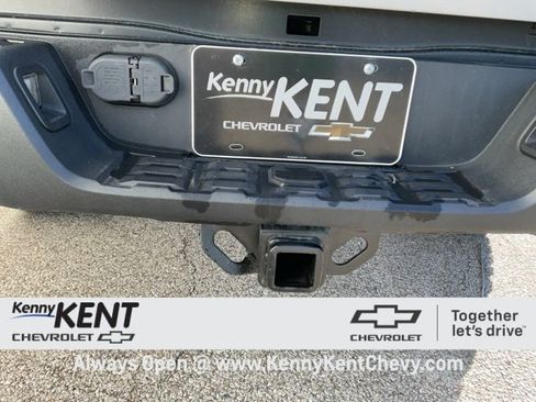 Used 2021 Toyota Tacoma TRD Off-Road w/ Technology Package image 8