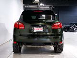 Used 2012 Porsche Cayenne Turbo image 4