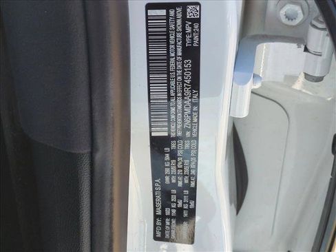 Used 2024 Maserati Grecale GT image 25