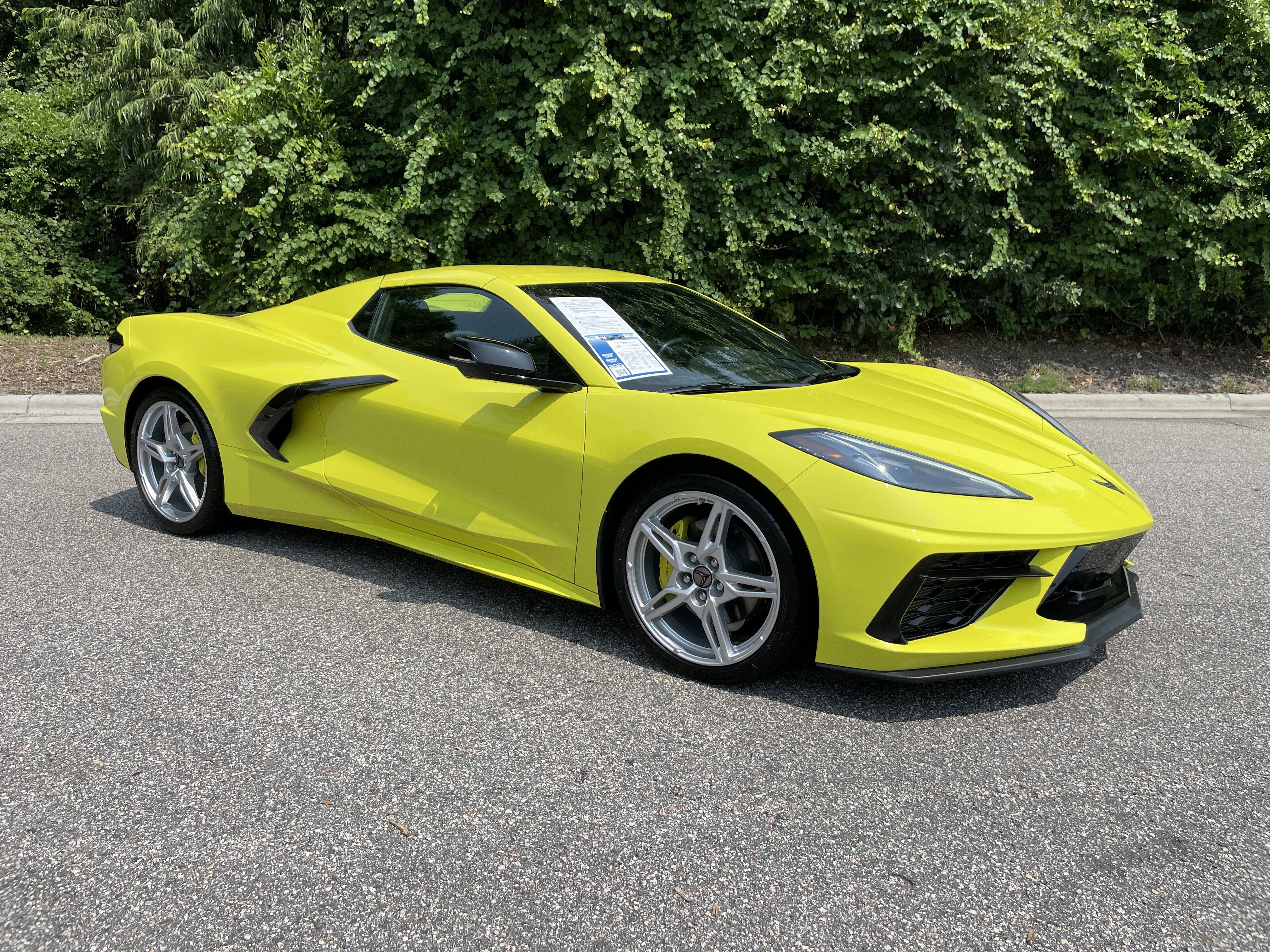 Used 2022 Chevrolet Corvette Stingray Preferred Conv w/ Battery Protection Package RWD image 2