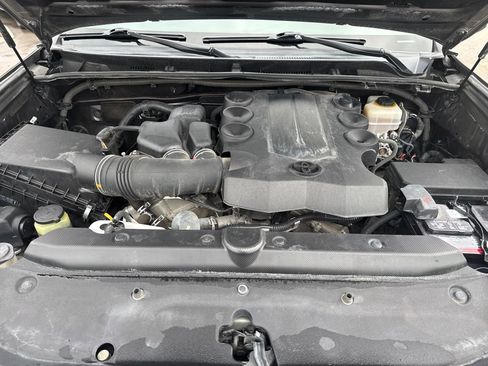 Used 2015 Toyota 4Runner Trail Premium image 24