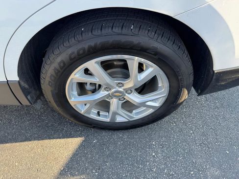 Used 2021 Chevrolet Equinox Premier image 41