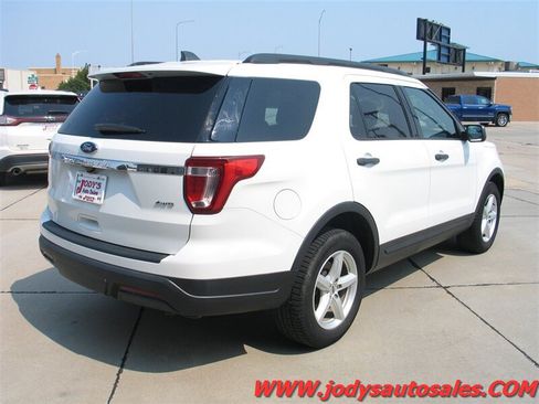 Used 2018 Ford Explorer 4WD image 32