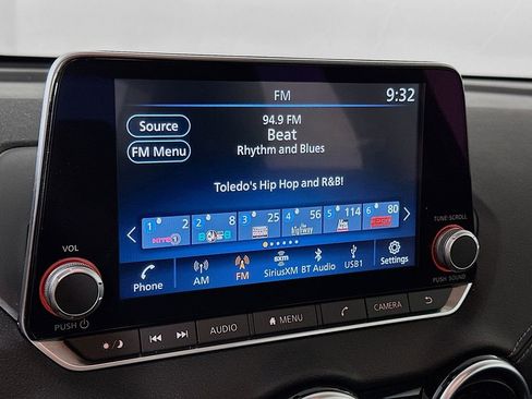 Used 2023 Nissan Sentra SV image 20