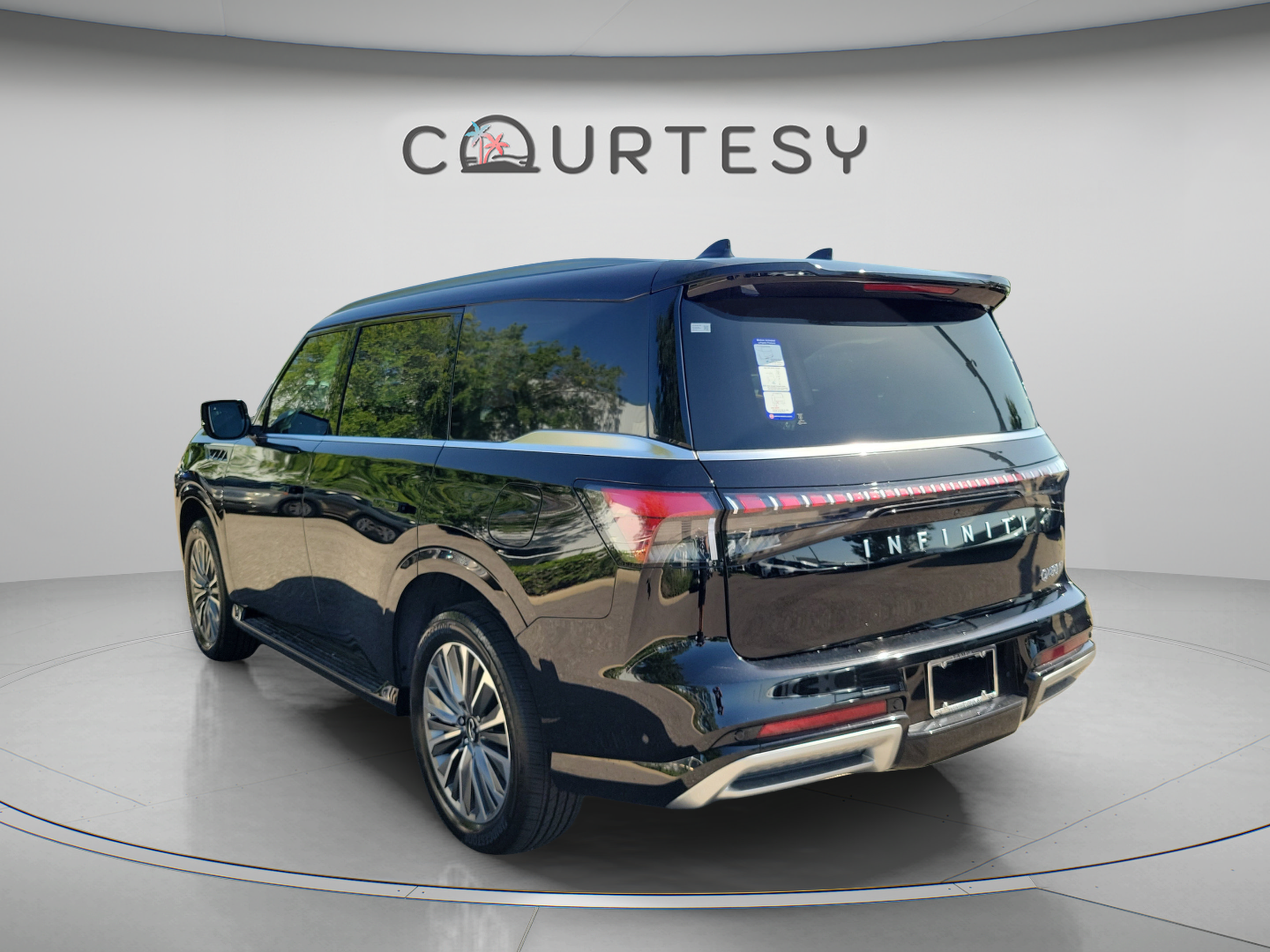 New 2027 INFINITI QX80 Luxe w/ Cargo Package AWD/4WD image 2
